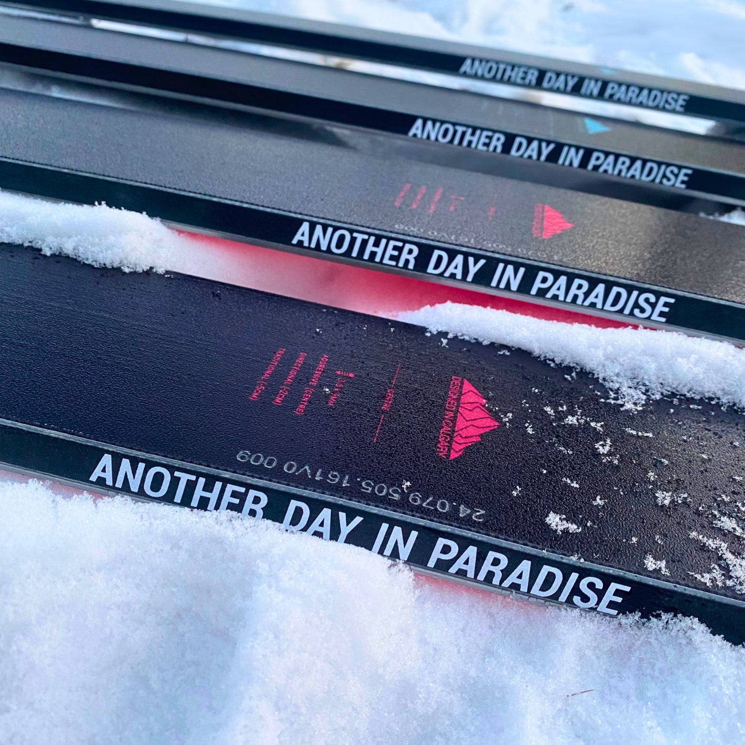 WHAT IS SKI/SNOWBOARD ROCKER AND CAMBER? - Paradise Skis