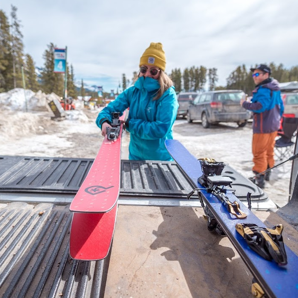 Resort Ski Trip Essentials Paradise Skis